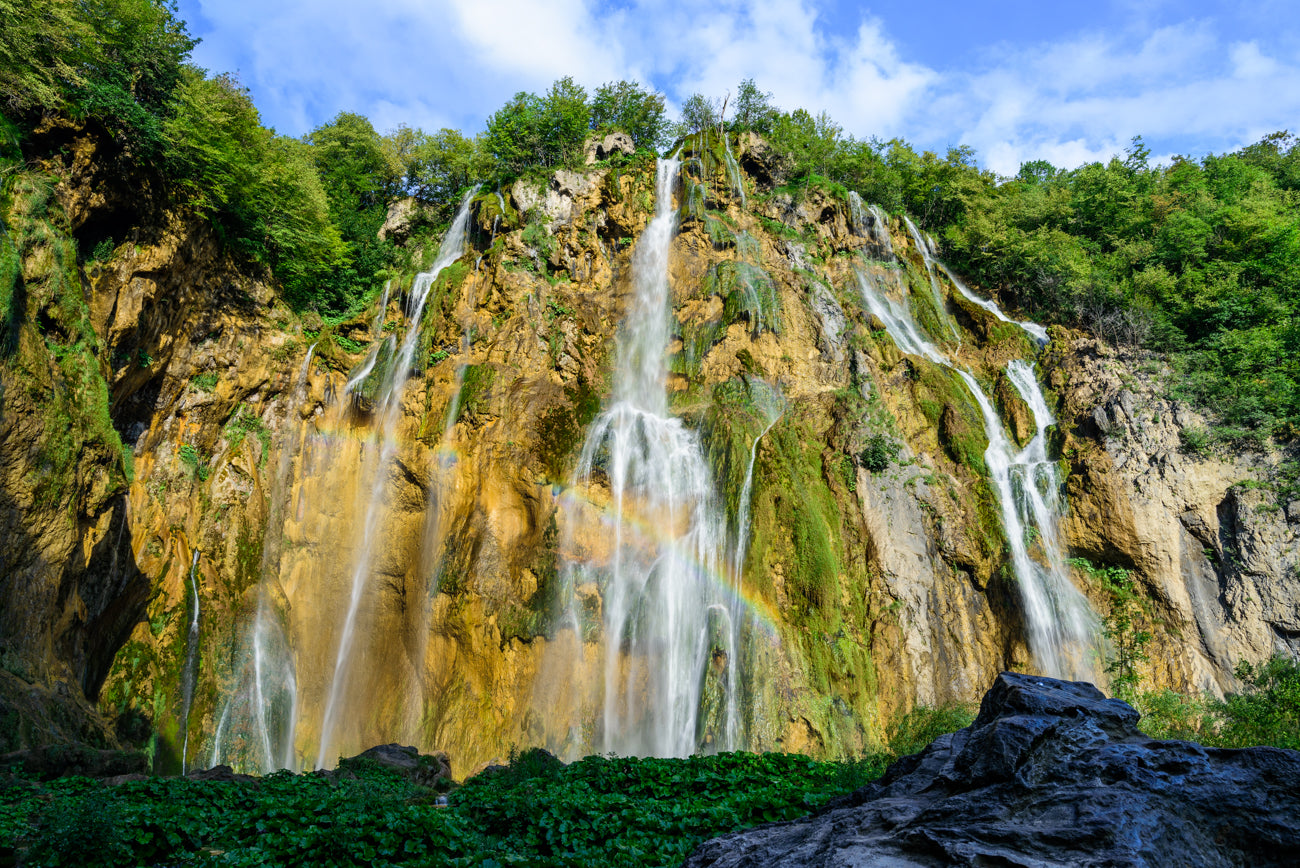 PLITVICE WALL