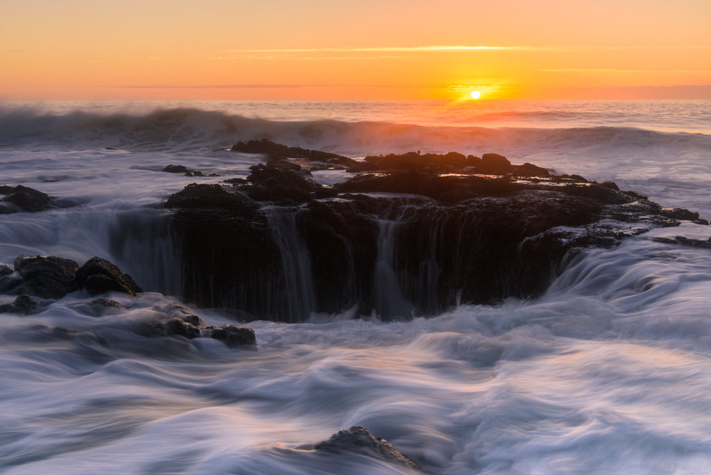 24_LIGHT ＆ WAVES