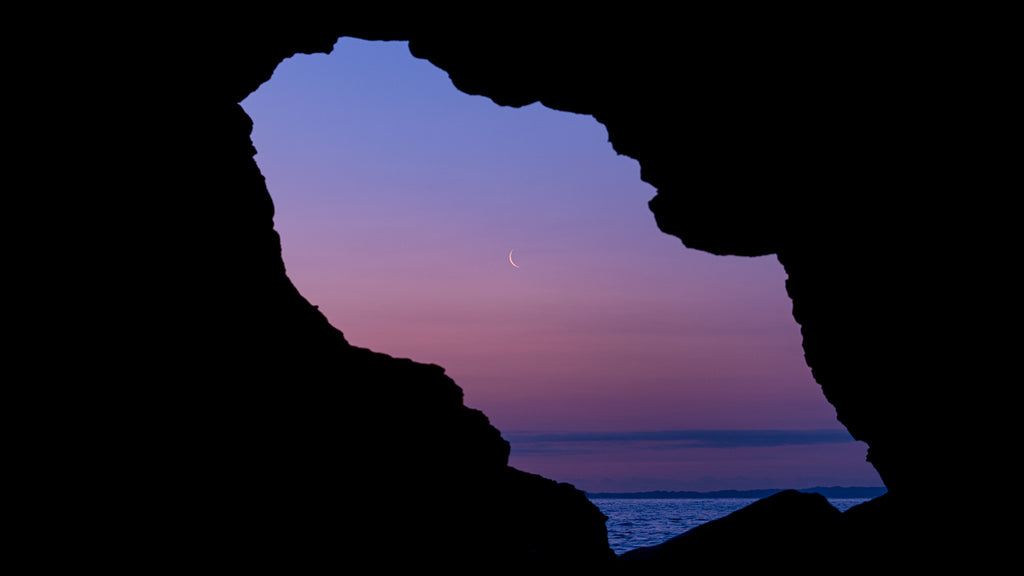 CRESCENT DWELLING　